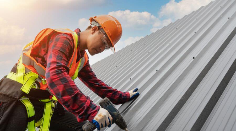 Professional Flat Roofing Installation in Murray, IA